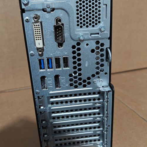 Fujitsu d958 barebone with i5-8500, 8GB RAM, 250GB NVMe SSD