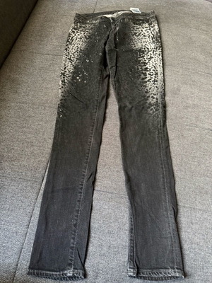 Guess jeans like new, size S, black and white