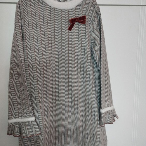 Dadati Grey striped midi dress new, size 10Y, with lining and sleeve design
