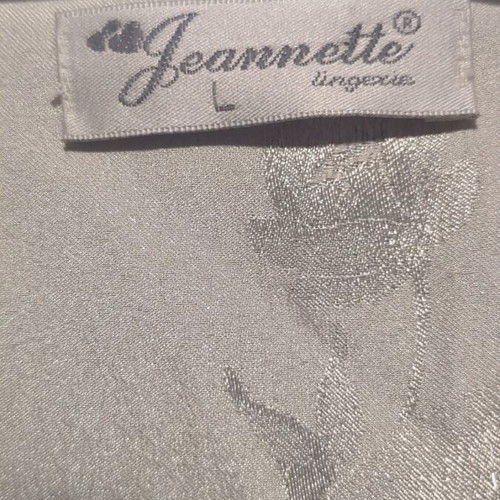 Satin robe Jeannette Lingerie like new, white, size L