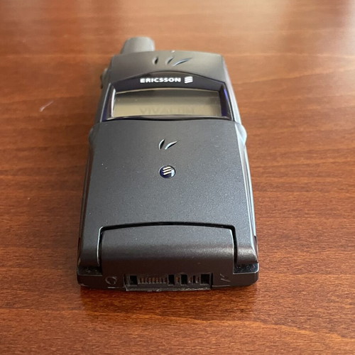 Ericsson T29s mobile phone