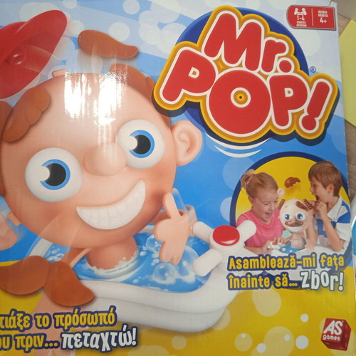 Mr. Pop board game like new, missing one eye