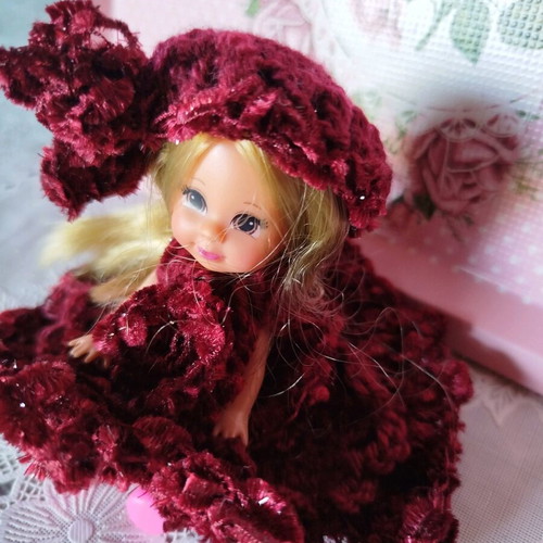 Miniature doll new with handmade dress and hat 10cm