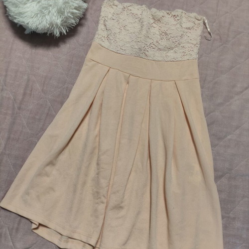 Strapless dress size medium, like new, beige and pink