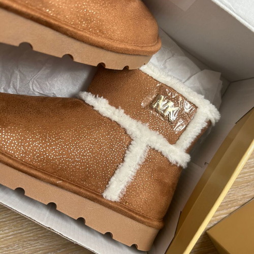 Michael Kors winter boots size 37, beige