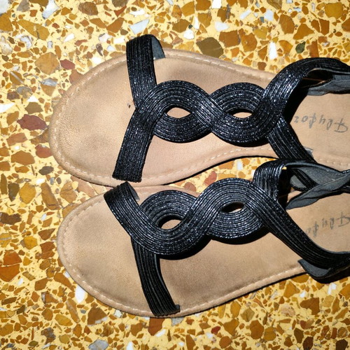 Black sandals used size 38