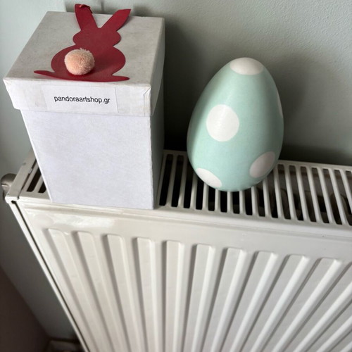 Decorative Easter Egg like new with box pandorartshop