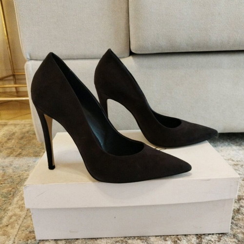 Sante leather pumps like new with black and gray suede