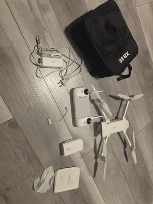 Xiaomi FIMI X8 SE drone like new with accessories