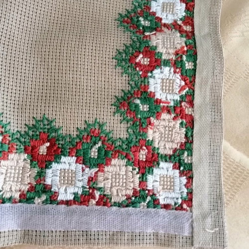 Vintage handmade table runner set with geometric embroidery