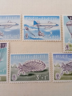 Belgian stamps 1960 parachute jumping theme like new