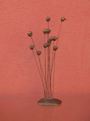 Brass sculpture birds in motion used, 34 cm height