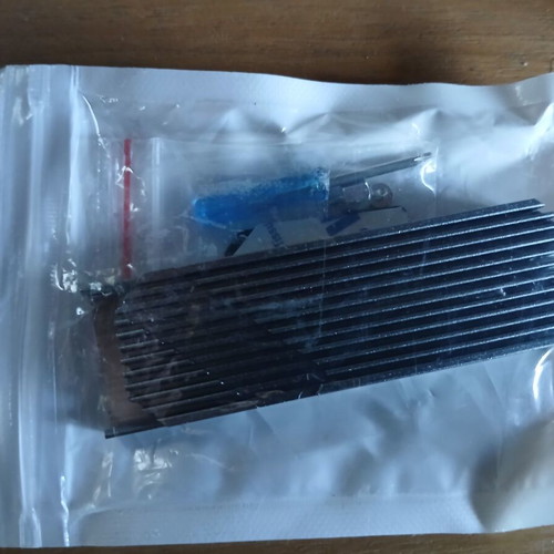 NVMe M.2 Aluminum Heat Sink with Thermal Pad for PCIe like new