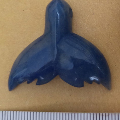 Therapeutic aventurine pendant in seal tail shape like new, blue