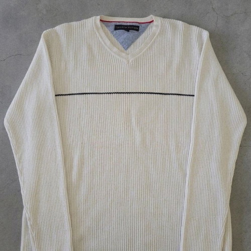 Vintage Tommy Hilfiger V-neck ribbed knit sweater like new, off-white