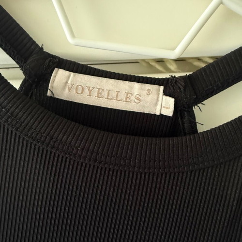 Voyelles black sleeveless top small like new