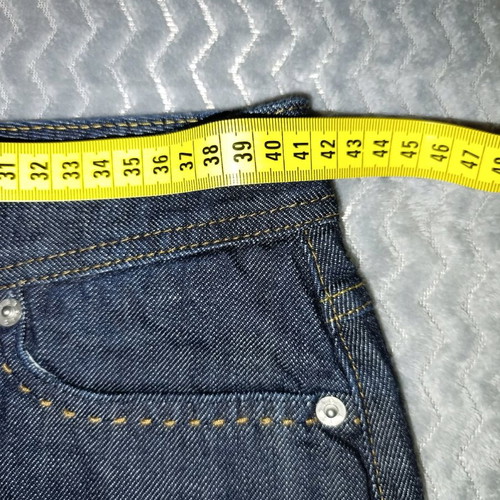 Sisley mini jeans skirt like new, size Large, blue