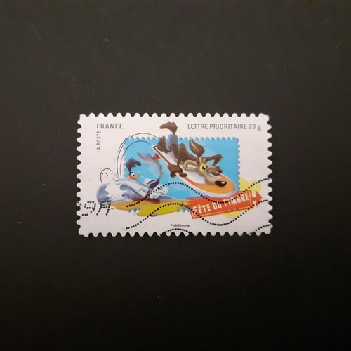 Looney Tunes stamp set of 3 like new (France)