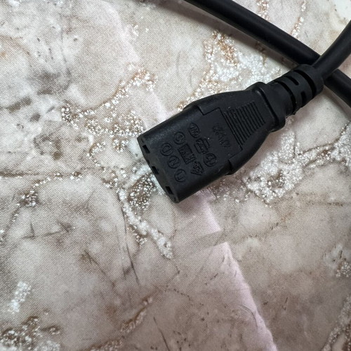 Computer power cable 1.5 meter like new