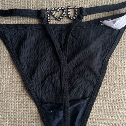Wonderbra thong new unworn Medium/Large