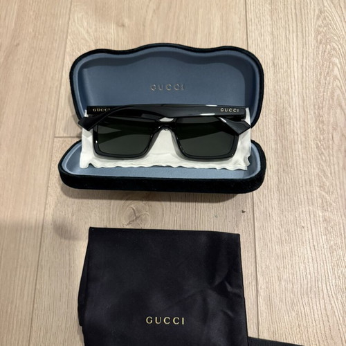 Gucci GG1540S unisex sunglasses, black