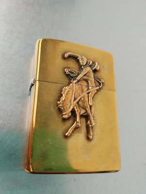 zippo marlboro 1994 bronco  σε νεξερετικη κατάσταση για τα χρονια του.