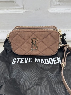 Steve Madden crossbody bag like new, tan quilted