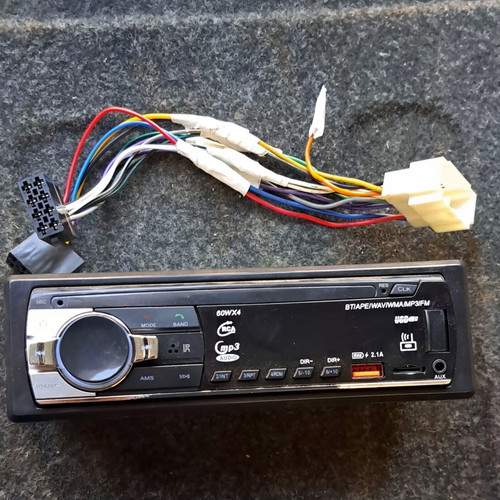 Car Radio 1DIN Bluetooth USB AUX SD MP3 FM like new