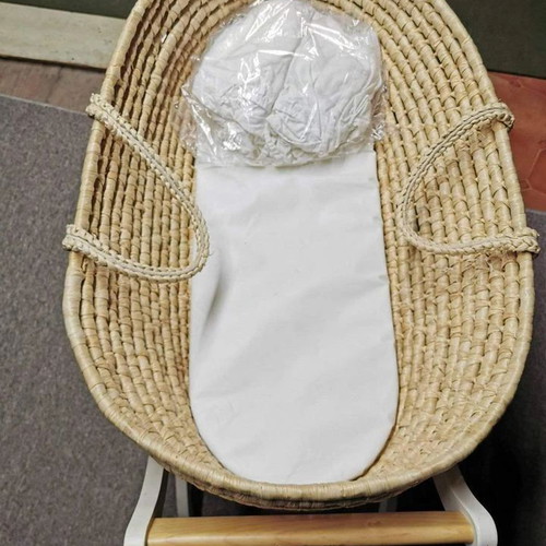 Baby Moses basket like new with wooden stand and mattress