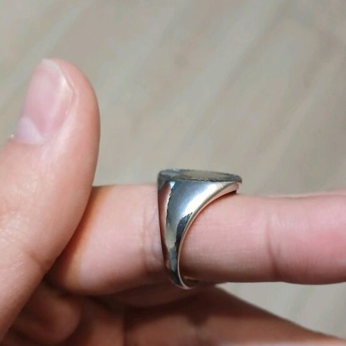 Gray ring used for pinky finger