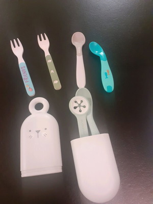 Baby spoons and forks set with Suavinex case like new