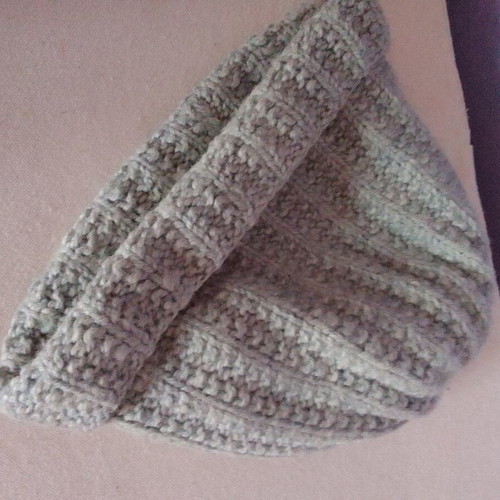 Woolen women's grey knit cap used in excellent condition