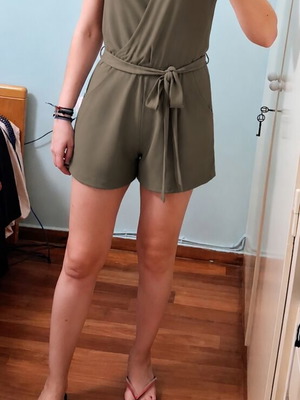 BSB khaki one-piece shorts like new with pockets, size M
