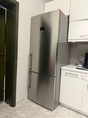 Bosch Refrigerator Freezer combo like new with No Frost and eco mode