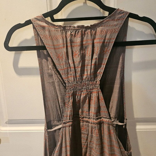 Attrattivo ethnic dress midi with buttons and elephant design like new