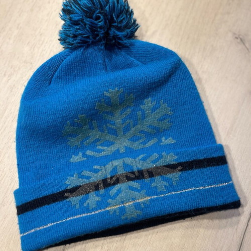 Blue hat with snowflake used, size S/M