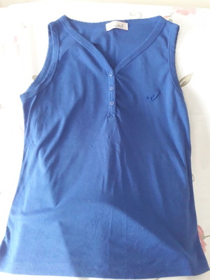 Women's blue sleeveless blouse with buttons like new, size XL