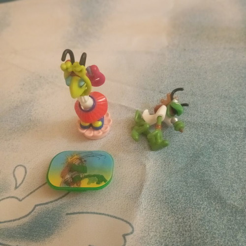 Kinder Pop Star Gremlins figures used, set without base