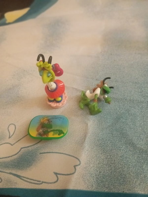 Kinder Pop Star Gremlins figures used, set without base