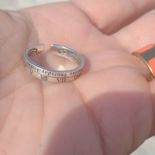 Silver 925 Adjustable Ring like new