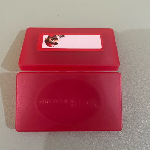 Nintendo DS Super Mario collectible cartridge case like new, holds 4 cartridges