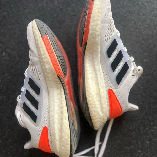 Adidas white athletic shoes used, size 38