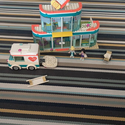 LEGO Friends hospital with ambulance, stretcher & 2 figures