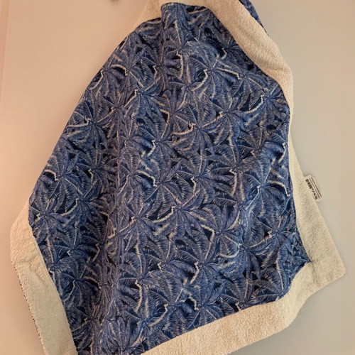 Sun of a Beach baby towel like new, blue with hood