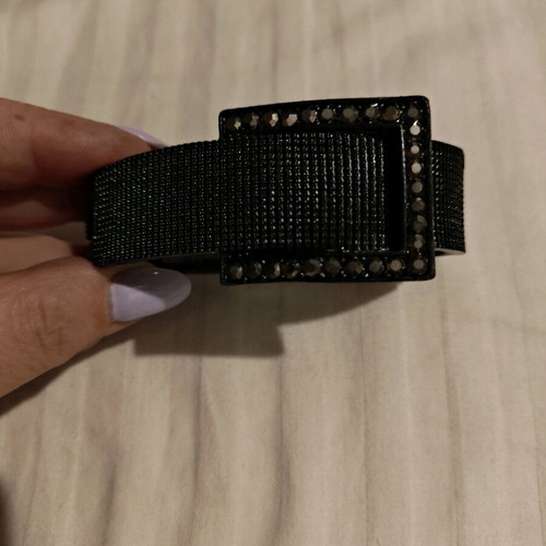 Bracelet black like new