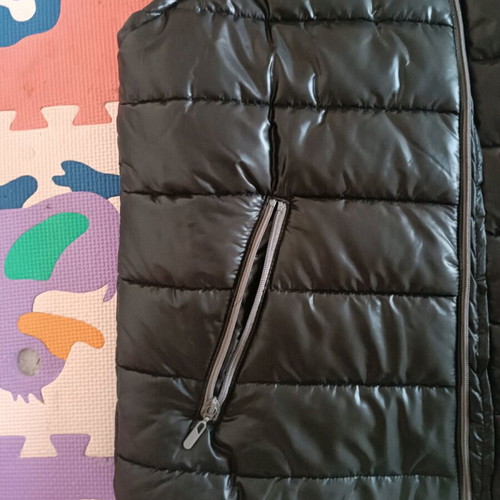 Sleeveless vest XL black like new