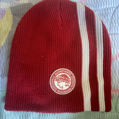 Olympiacos hat like new, white and red