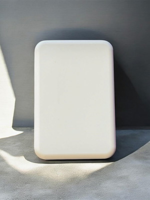 iPhone MagSafe wireless charger