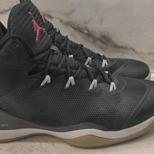 Jordan sneakers size 47 like new, black and gray shoes