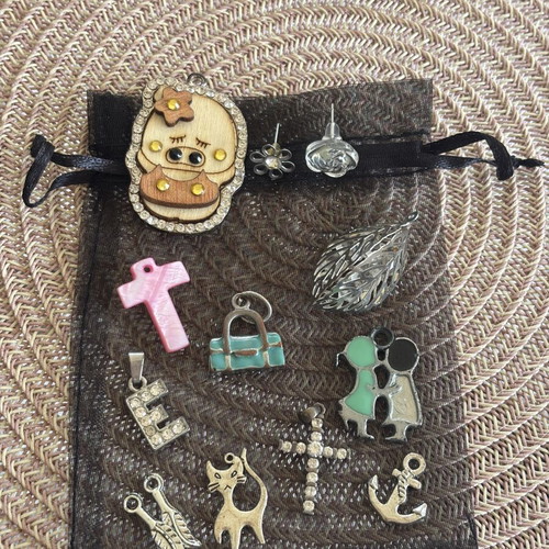 Jewelry set silver color used, various charms for necklaces or bracelets